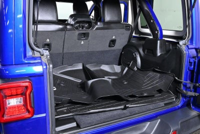 2020 Jeep Wrangler Unlimited Sahara Altitude