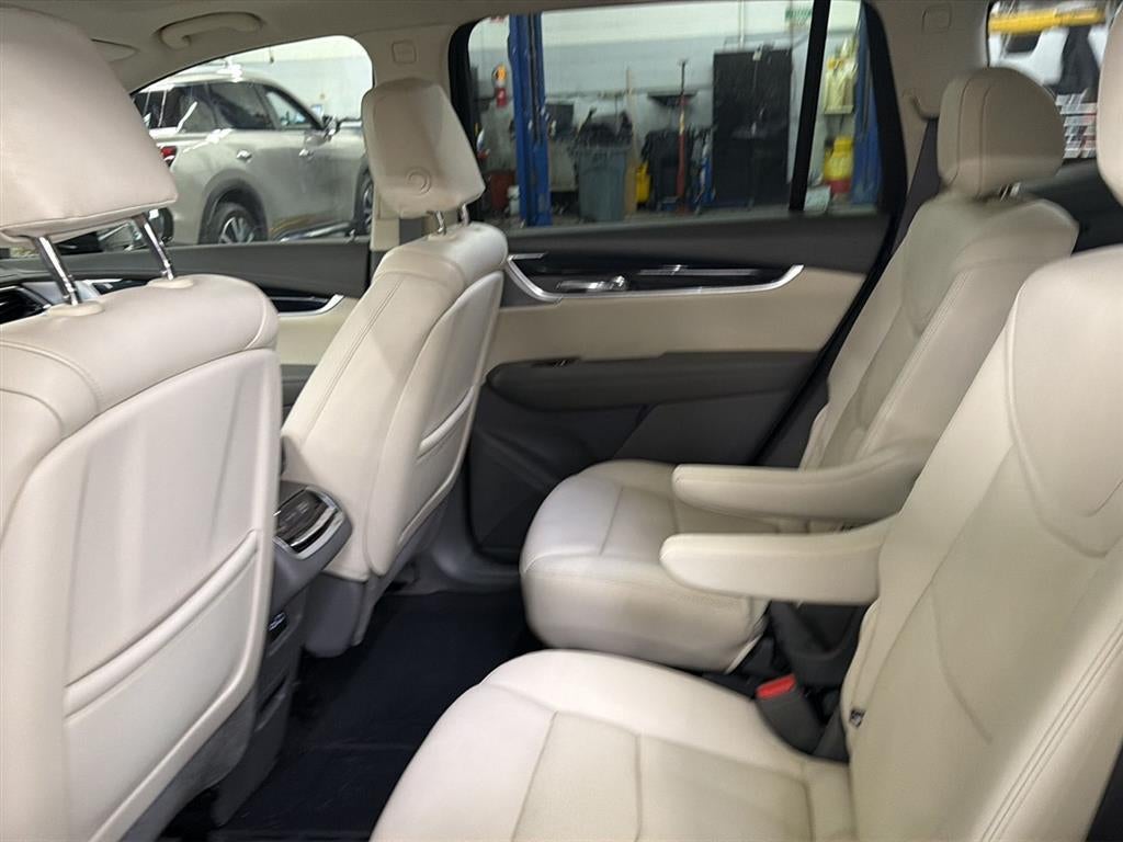 2024 Cadillac XT6 FWD Premium Luxury