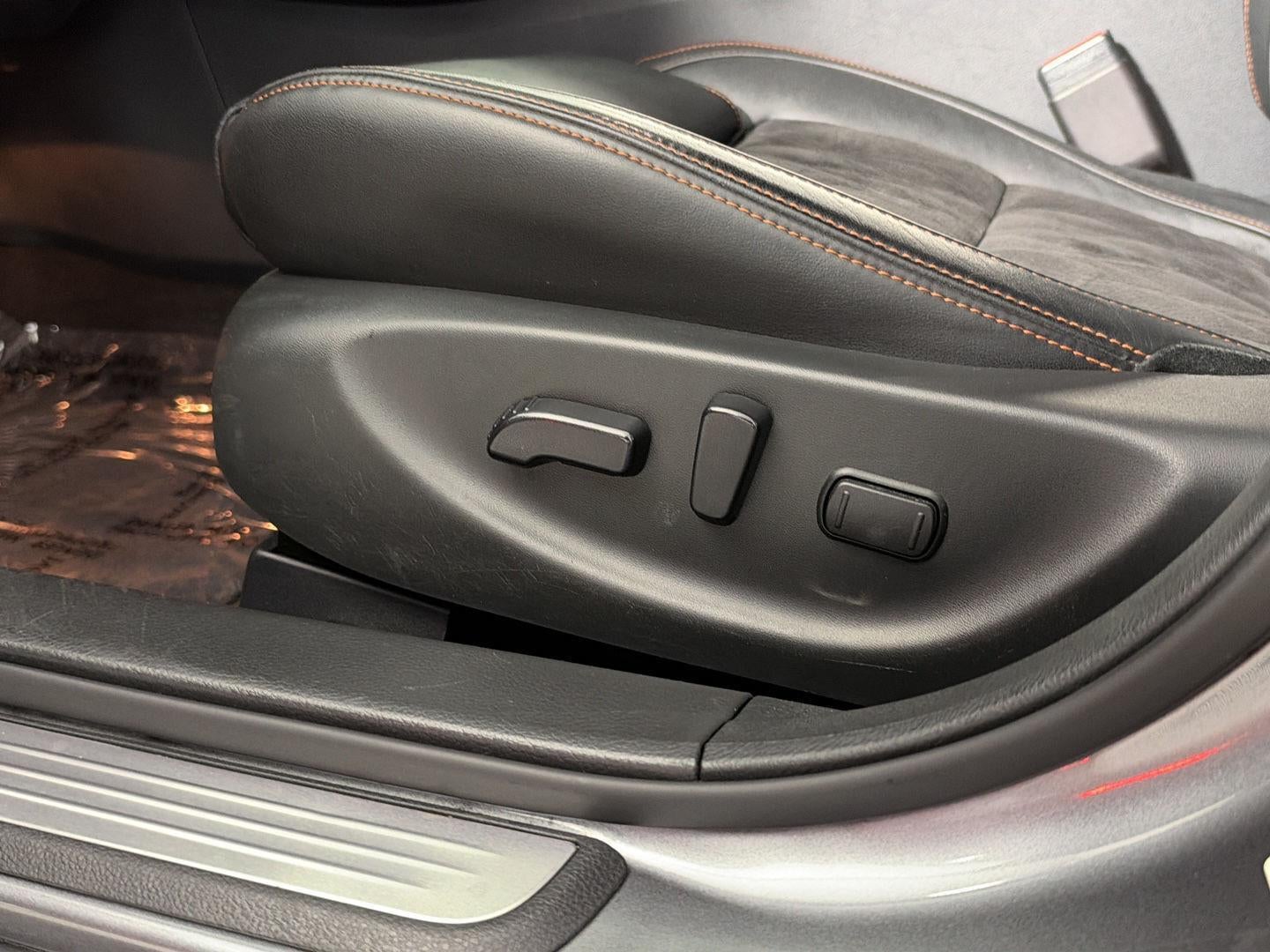 2023 Nissan Maxima SR