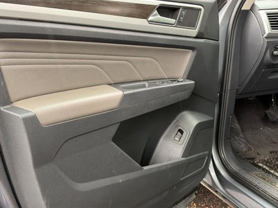 2021 Volkswagen Atlas 3.6L V6 SE w/Technology