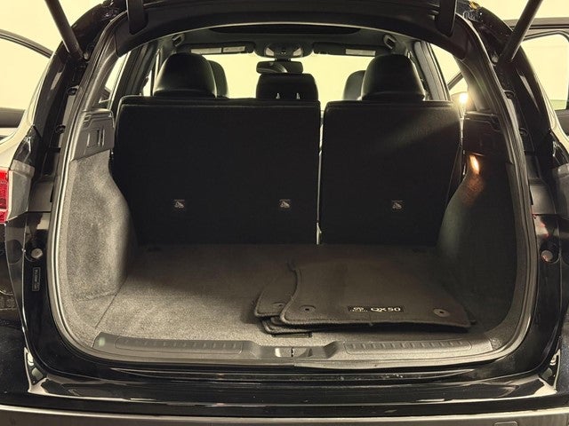 2021 INFINITI QX50 LUXE