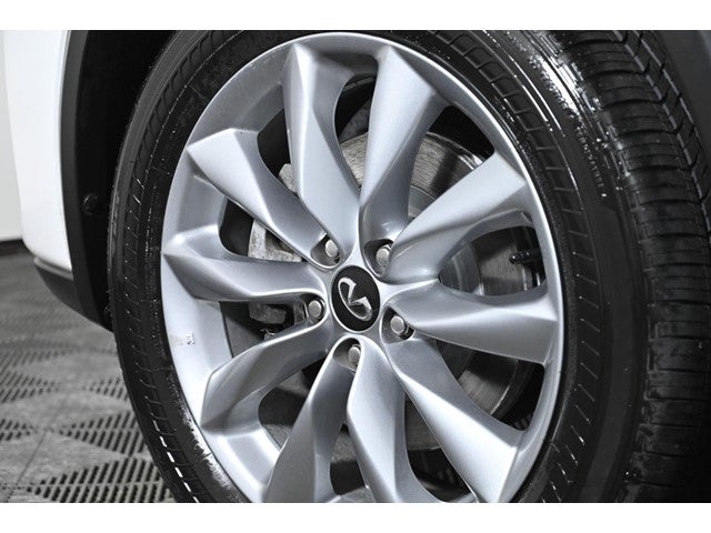 2022 INFINITI QX50 LUXE