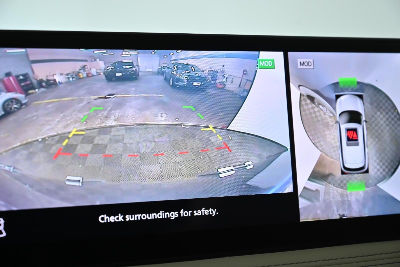 2022 INFINITI QX60 LUXE