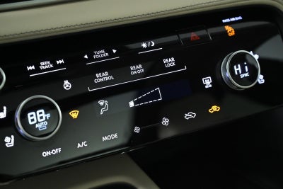 2022 INFINITI QX60 LUXE