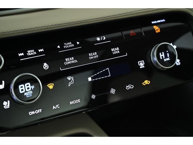 2022 INFINITI QX60 LUXE