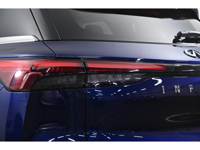 2022 INFINITI QX60 LUXE