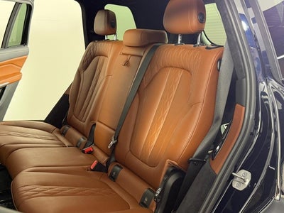 2023 BMW X7 M60i