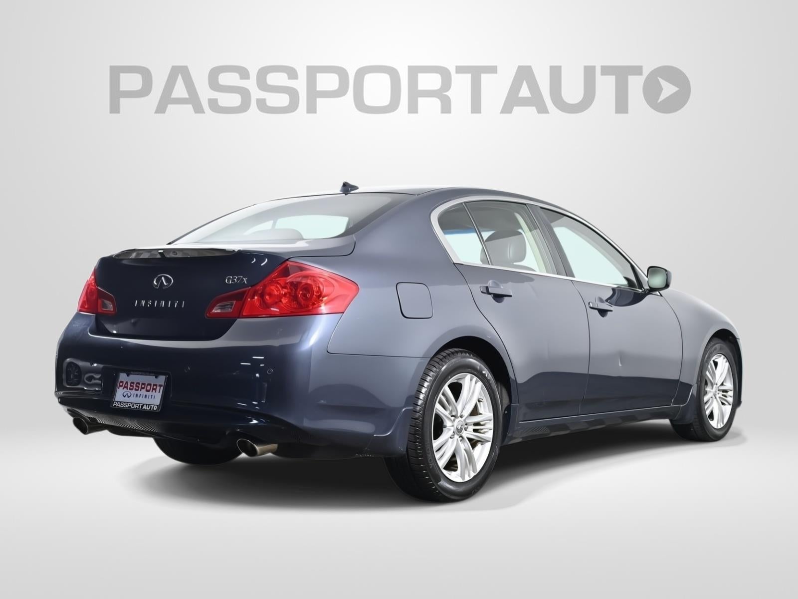 2013 INFINITI G37 Sedan x
