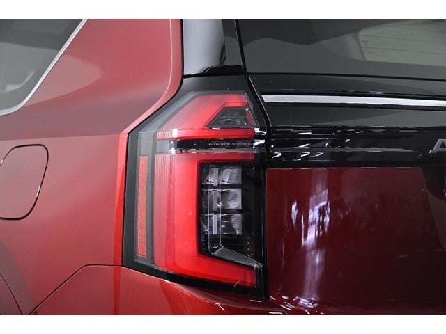 2025 Nissan Armada Platinum