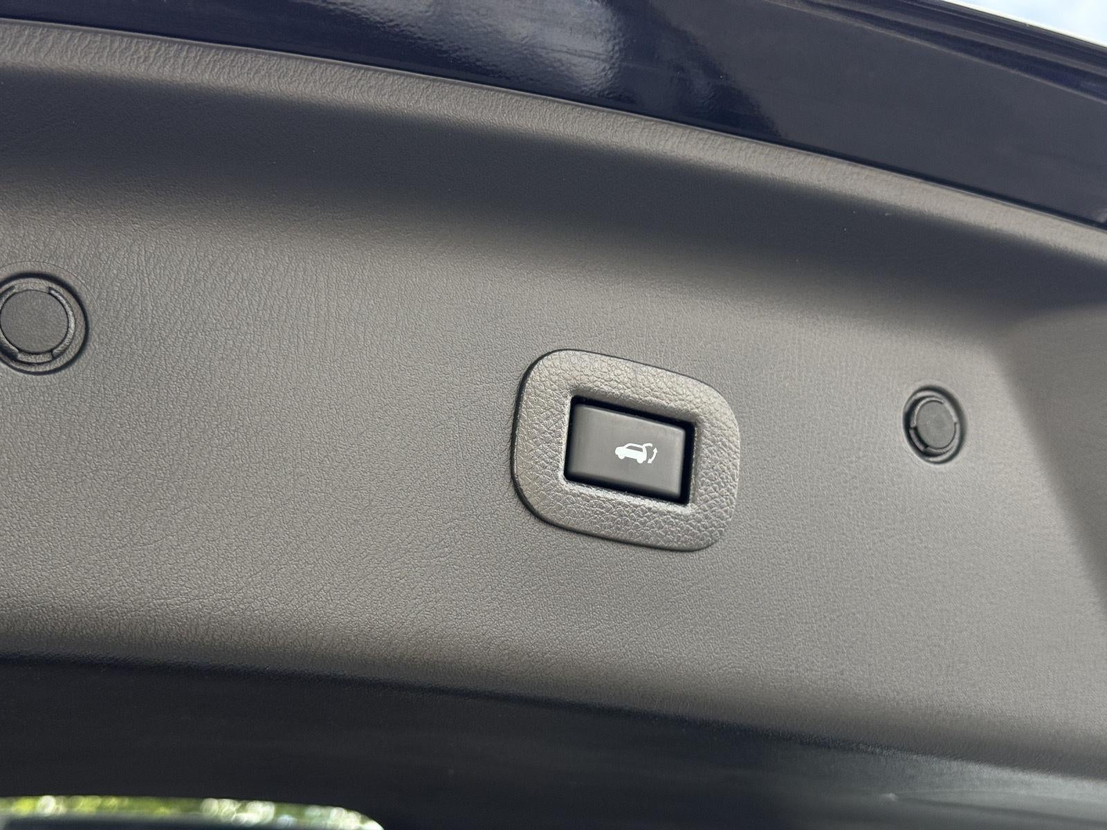 2022 INFINITI QX80 SENSORY