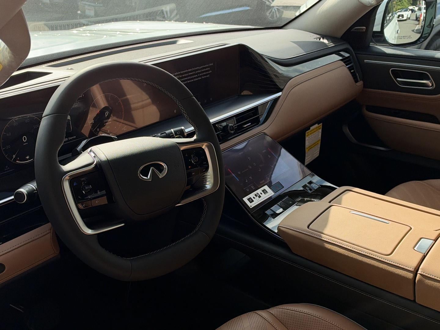 2027 INFINITI QX80 LUXE