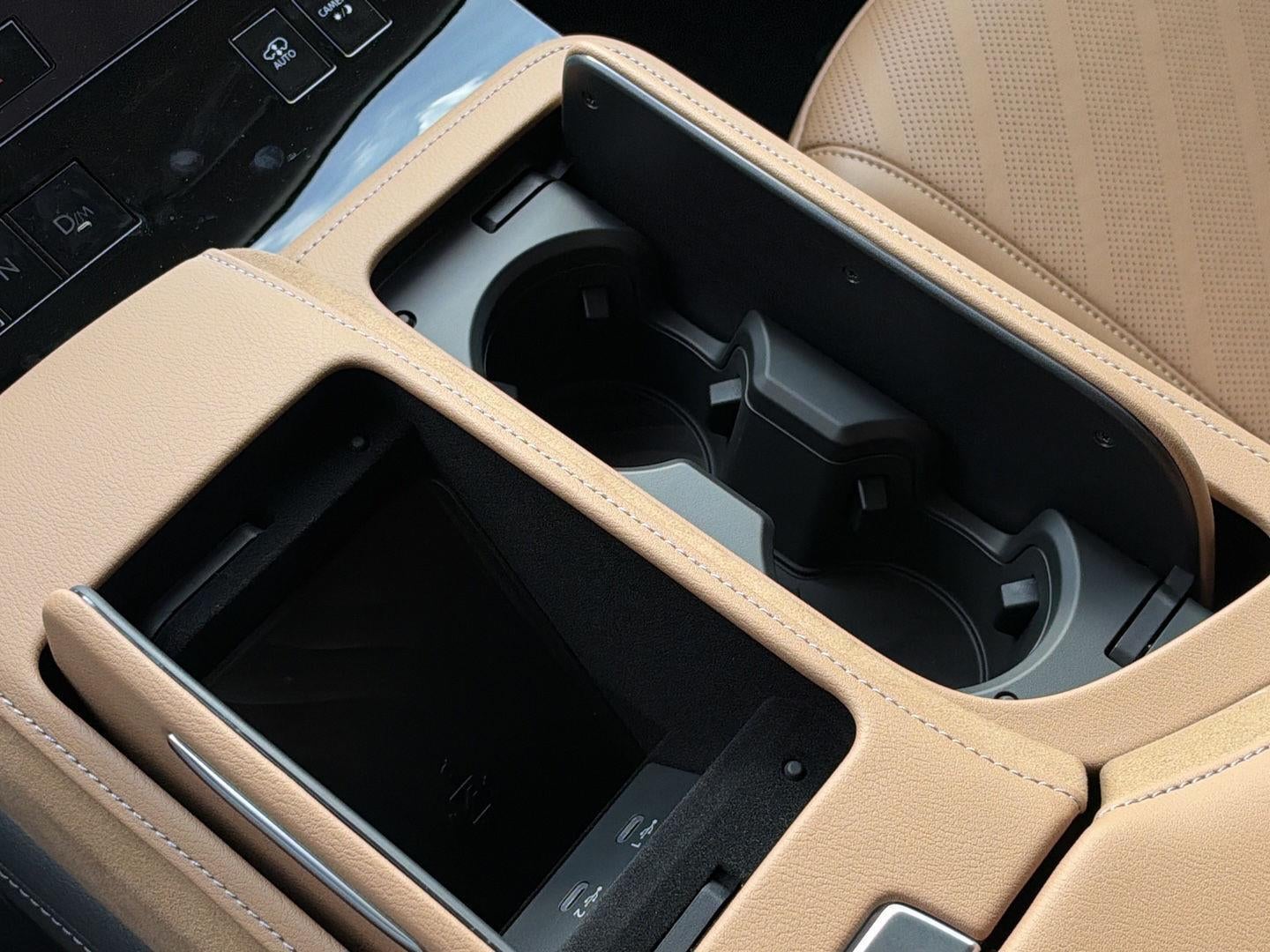 2027 INFINITI QX80 LUXE