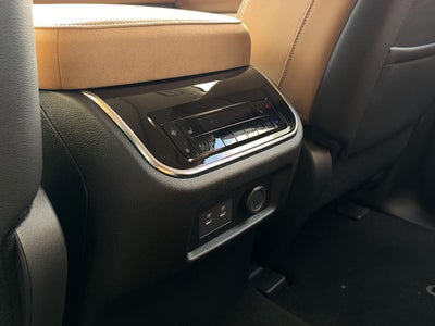 2027 INFINITI QX80 LUXE