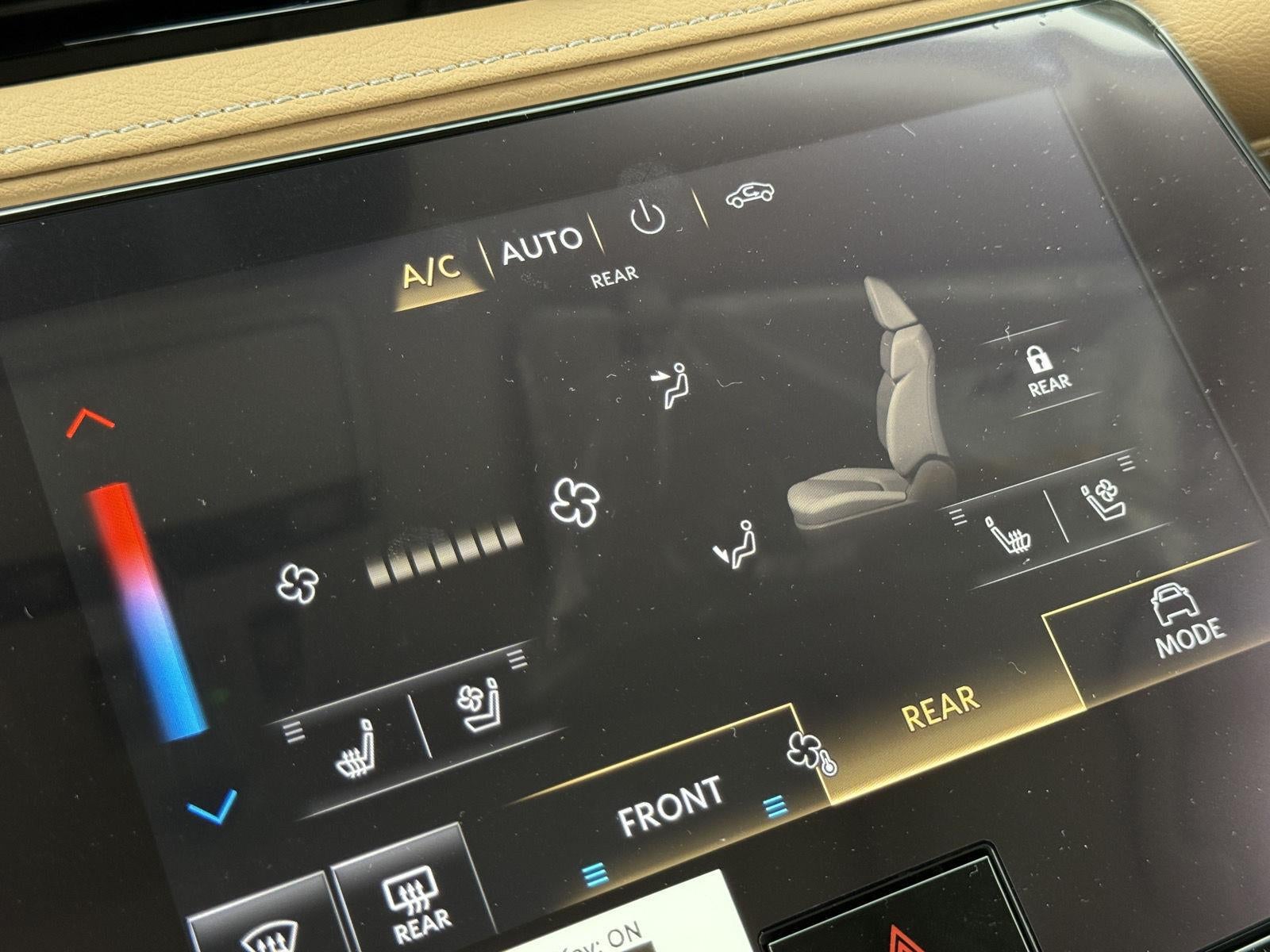 2027 INFINITI QX80 LUXE