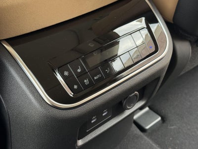 2027 INFINITI QX80 LUXE