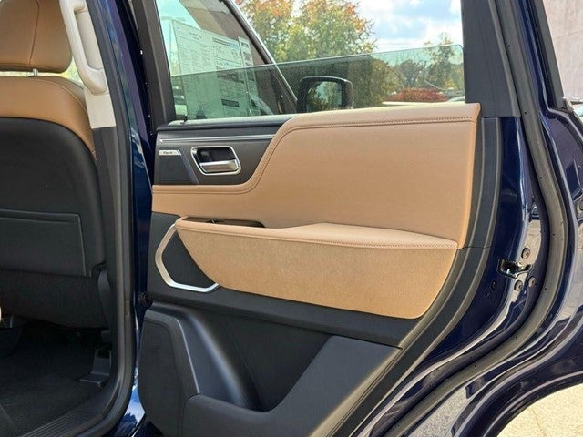 2026 INFINITI QX80 LUXE