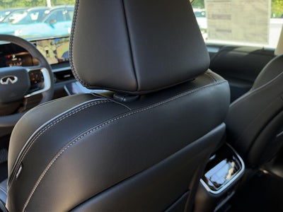 2027 INFINITI QX80 LUXE