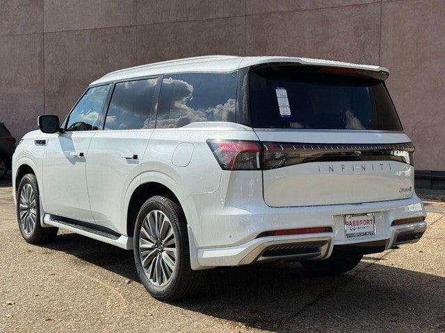 2026 INFINITI QX80 LUXE