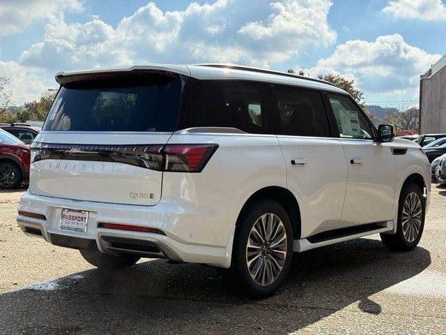 2026 INFINITI QX80 LUXE