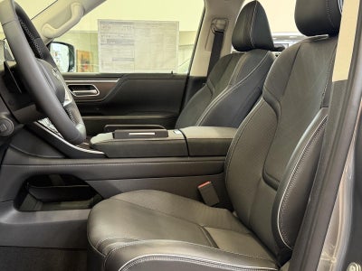 2026 INFINITI QX80 LUXE