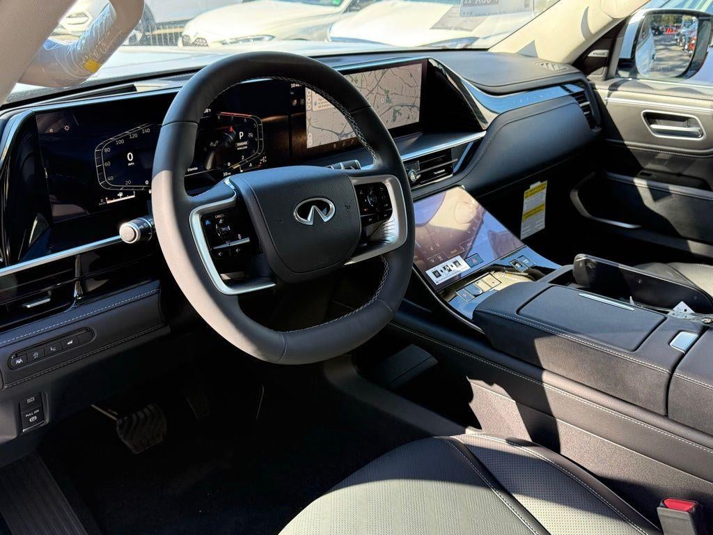 2026 INFINITI QX80 LUXE