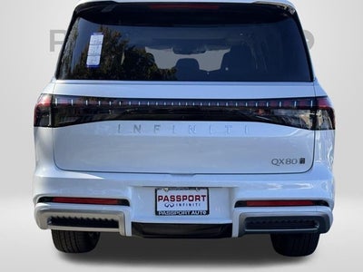 2026 INFINITI QX80 LUXE