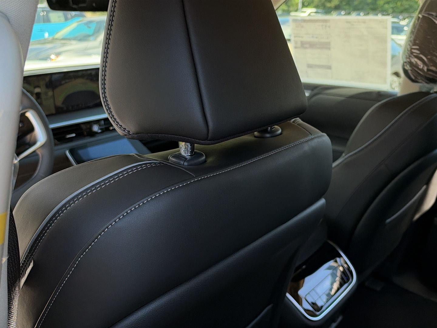 2027 INFINITI QX80 LUXE