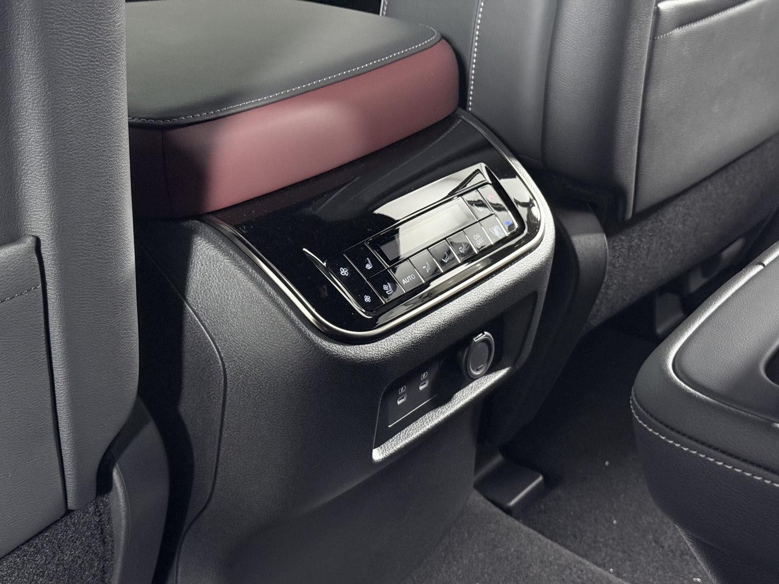 2027 INFINITI QX80 AUTOGRAPH
