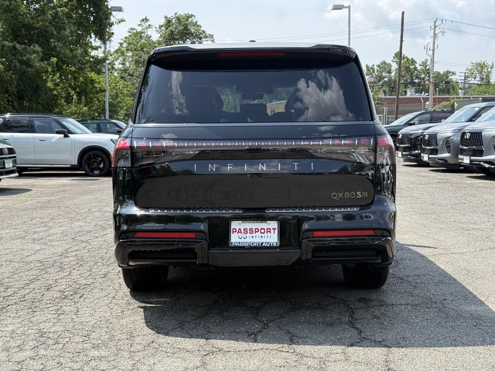 2027 INFINITI Qx80 SPORT