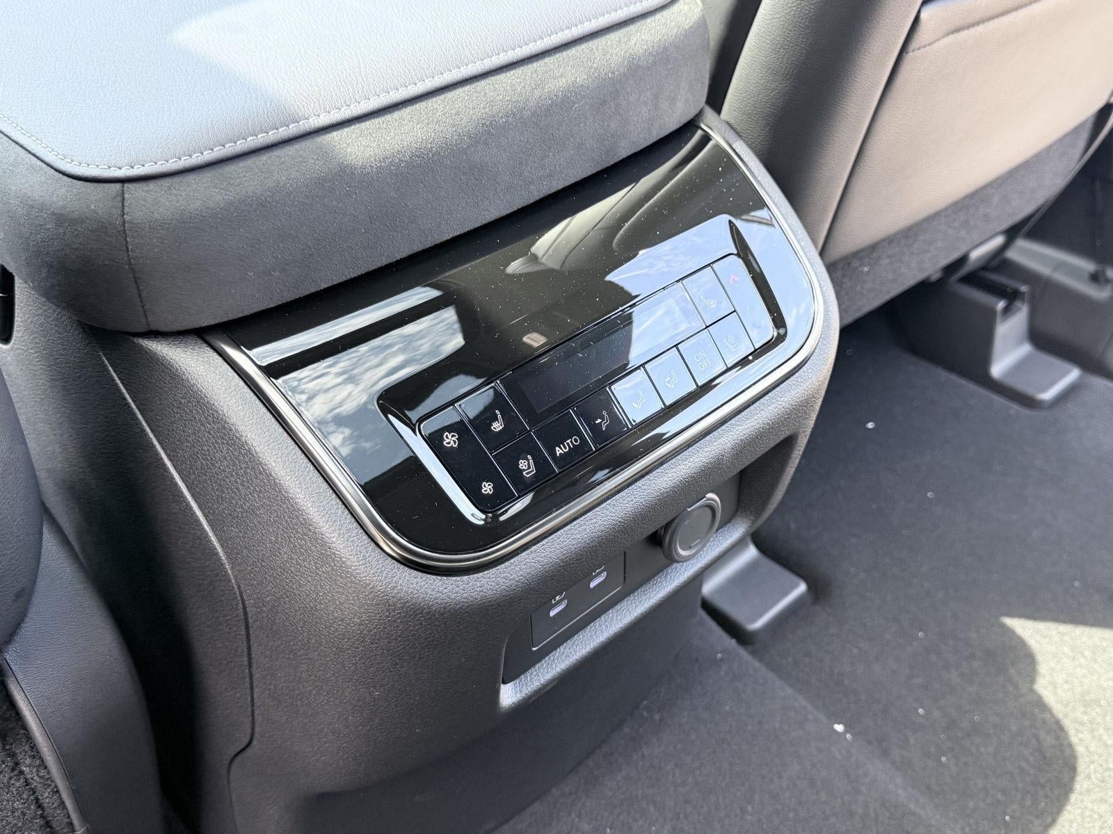 2027 INFINITI QX80 SPORT