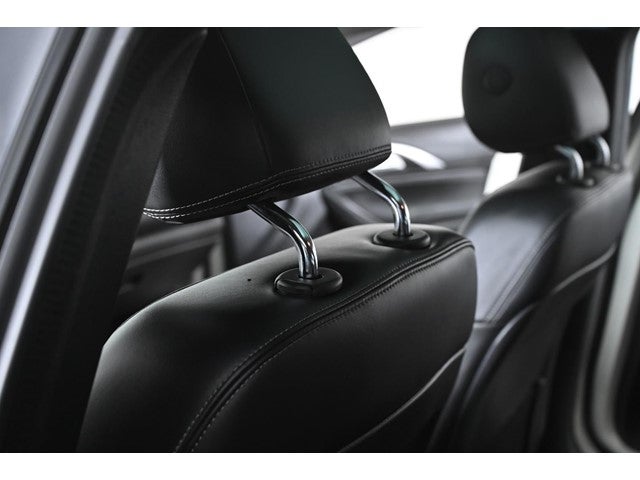 2019 INFINITI QX30 LUXE