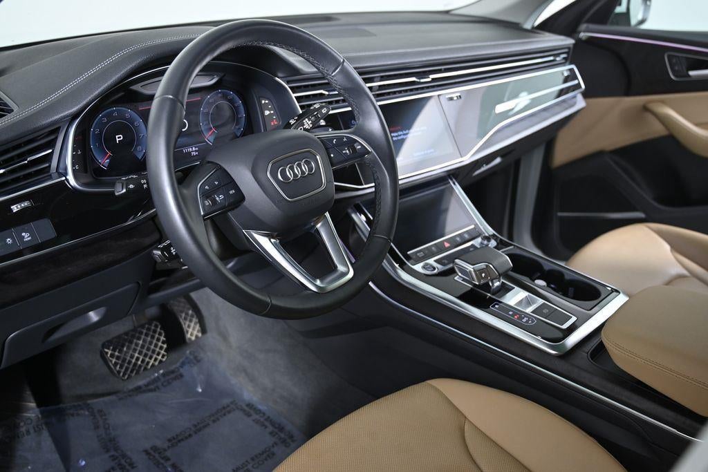 2023 Audi Q8 Premium Plus