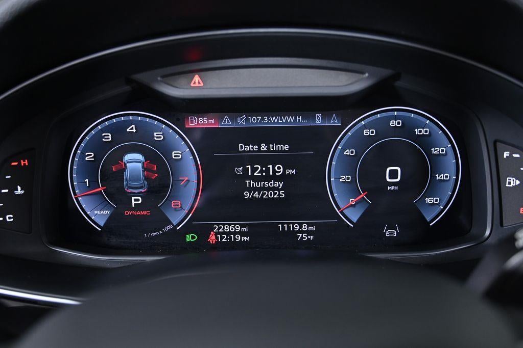 2023 Audi Q8 Premium Plus