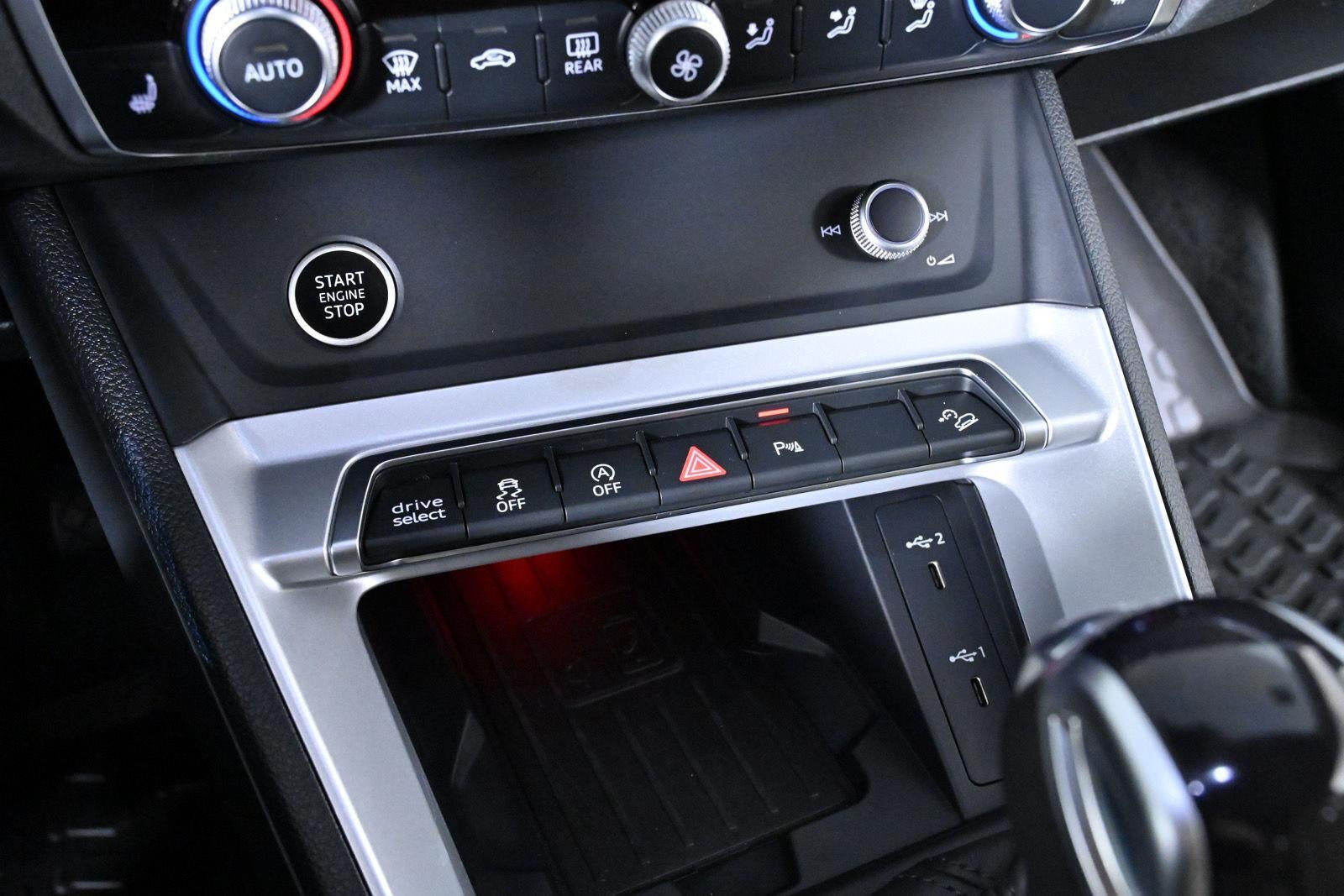 2024 Audi Q3 S line Premium Plus