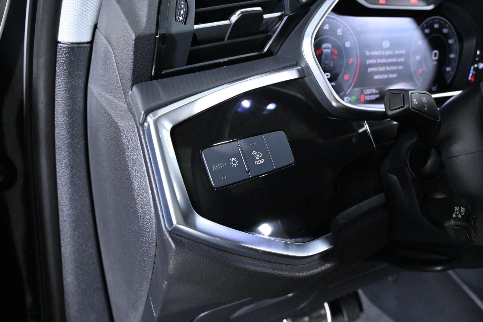 2024 Audi Q3 S line Premium Plus