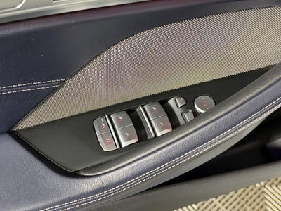2022 BMW 8 Series 840i