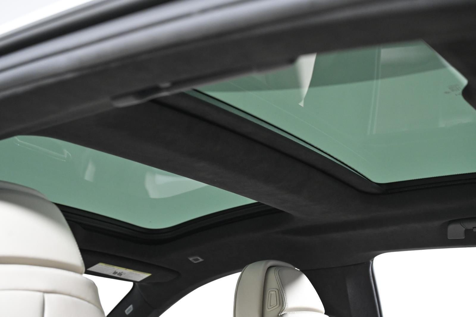 2022 BMW 8 Series M850i