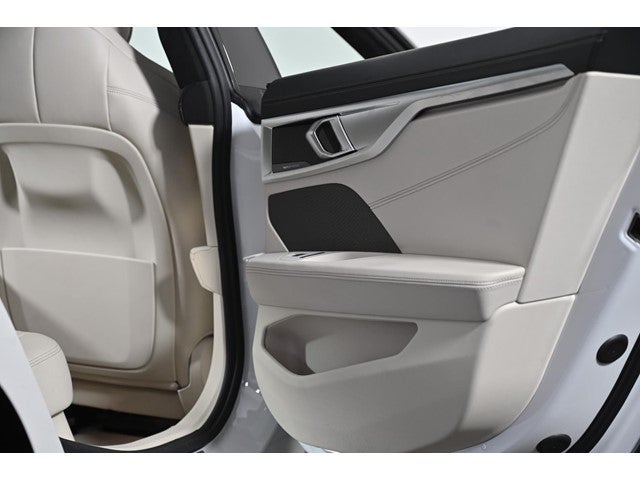 2022 BMW 8 Series M850i