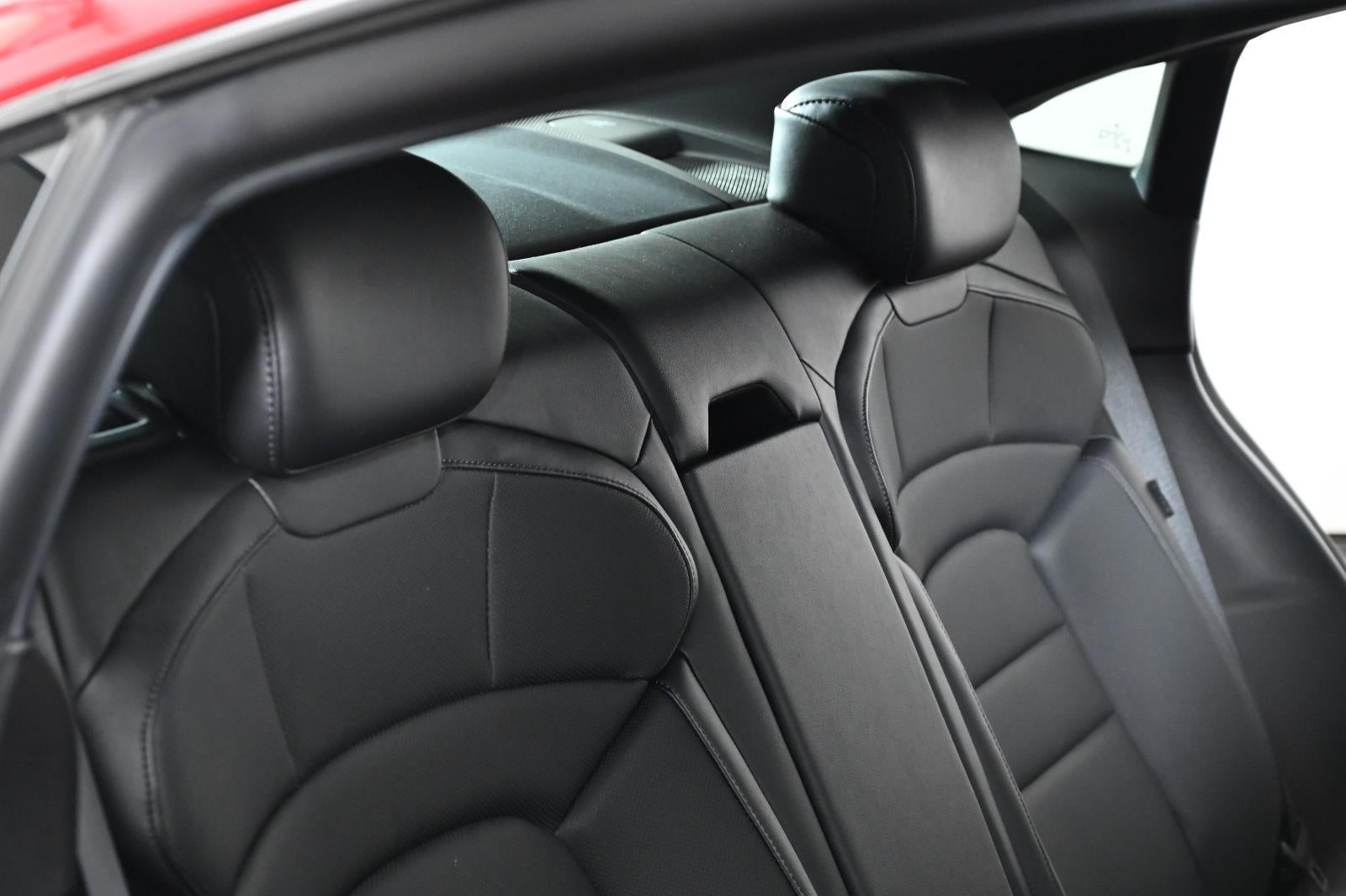 2022 Porsche Taycan 4S