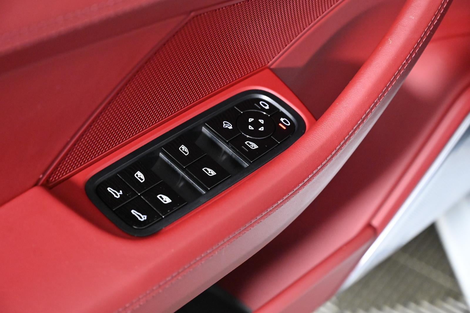 2020 Porsche Panamera GTS