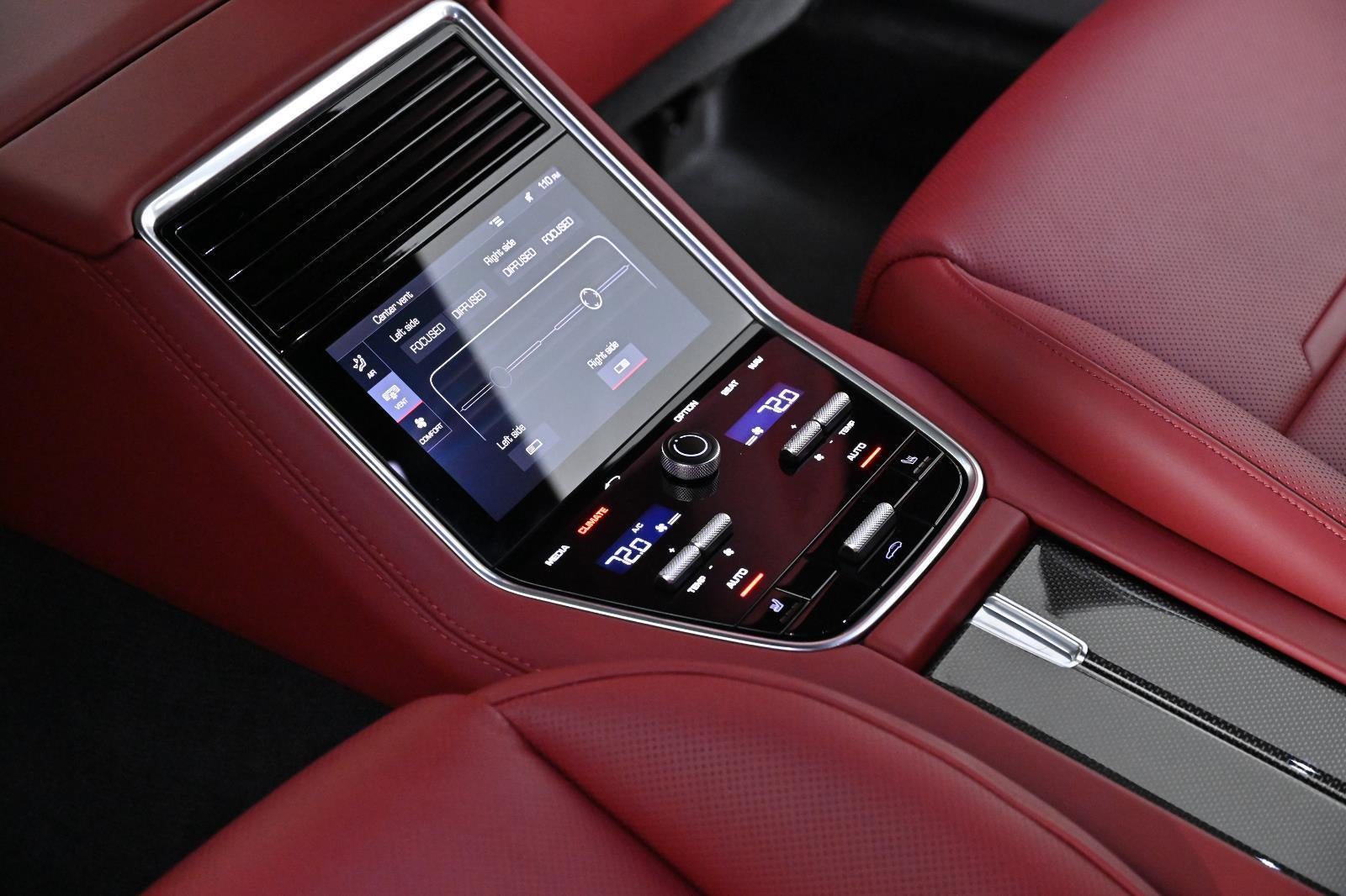 2020 Porsche Panamera GTS