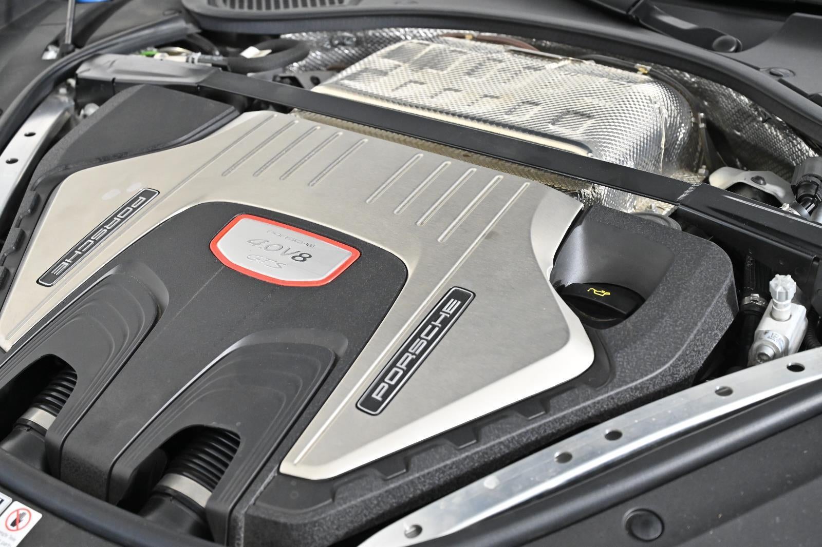 2020 Porsche Panamera GTS