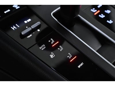 2022 Porsche Macan AWD