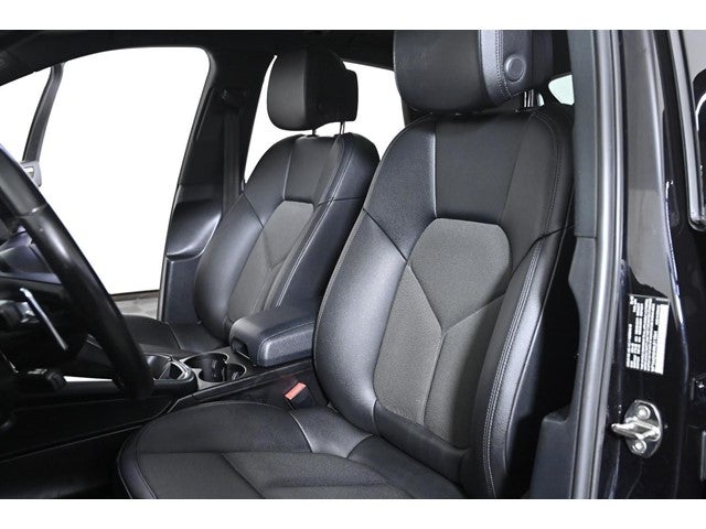 2022 Porsche Macan AWD