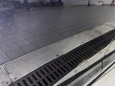 2022 Porsche Macan AWD