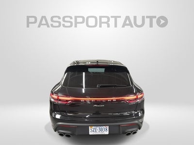 2022 Porsche Macan AWD