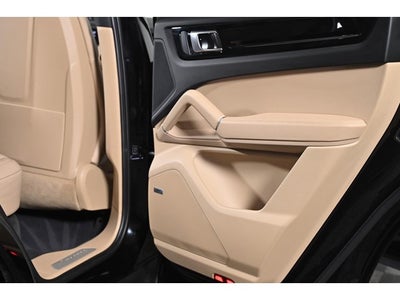 2023 Porsche Cayenne Base