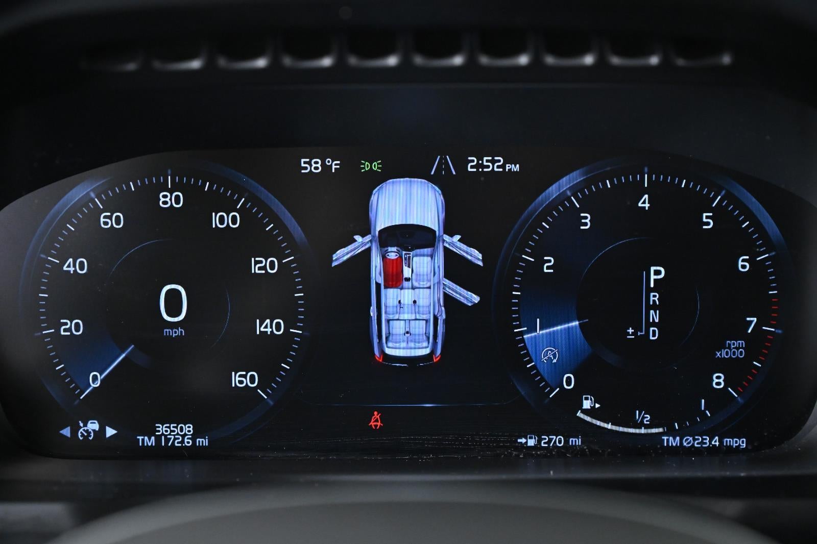 2022 Volvo XC90 Momentum