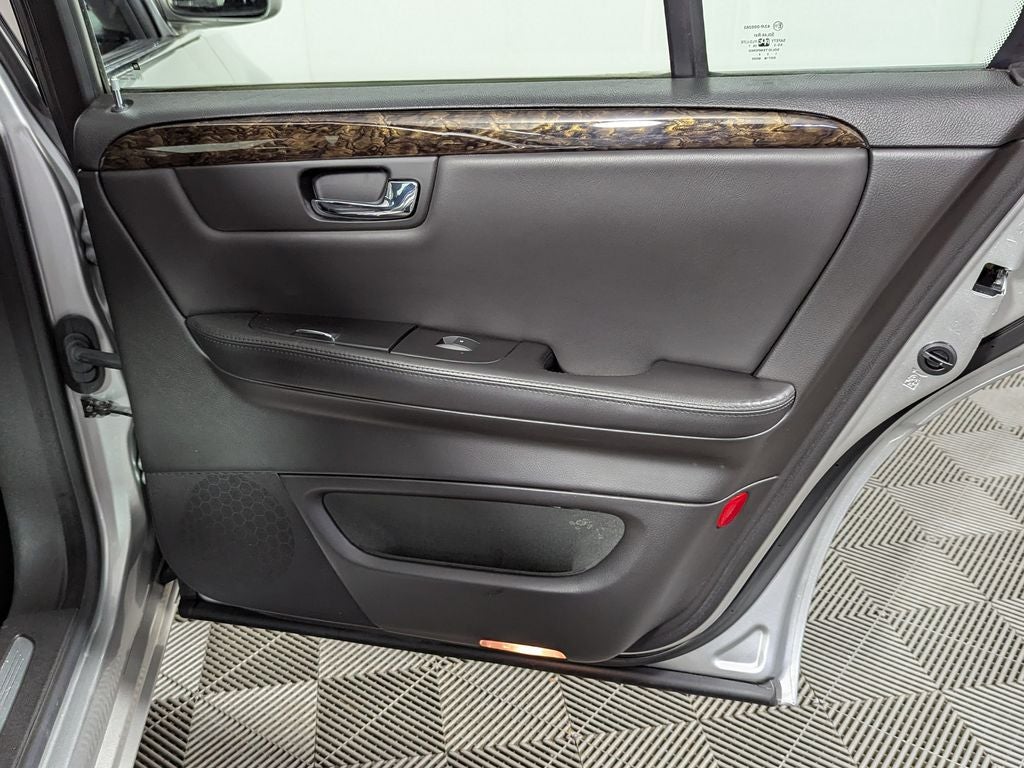 2008 Cadillac DTS Base