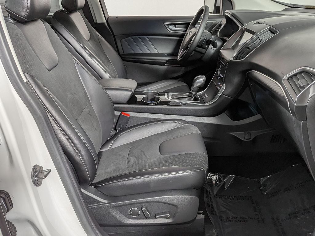2016 Ford Edge Sport
